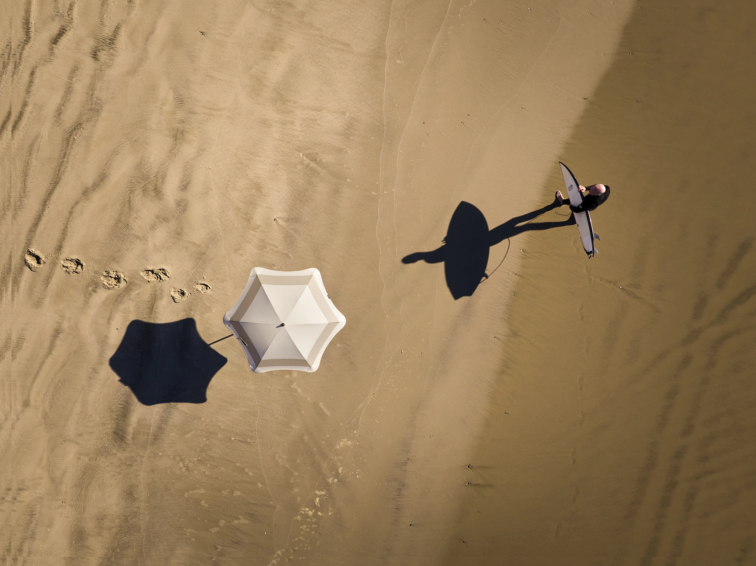 The Collective Force - Blunt Beach Umbrella