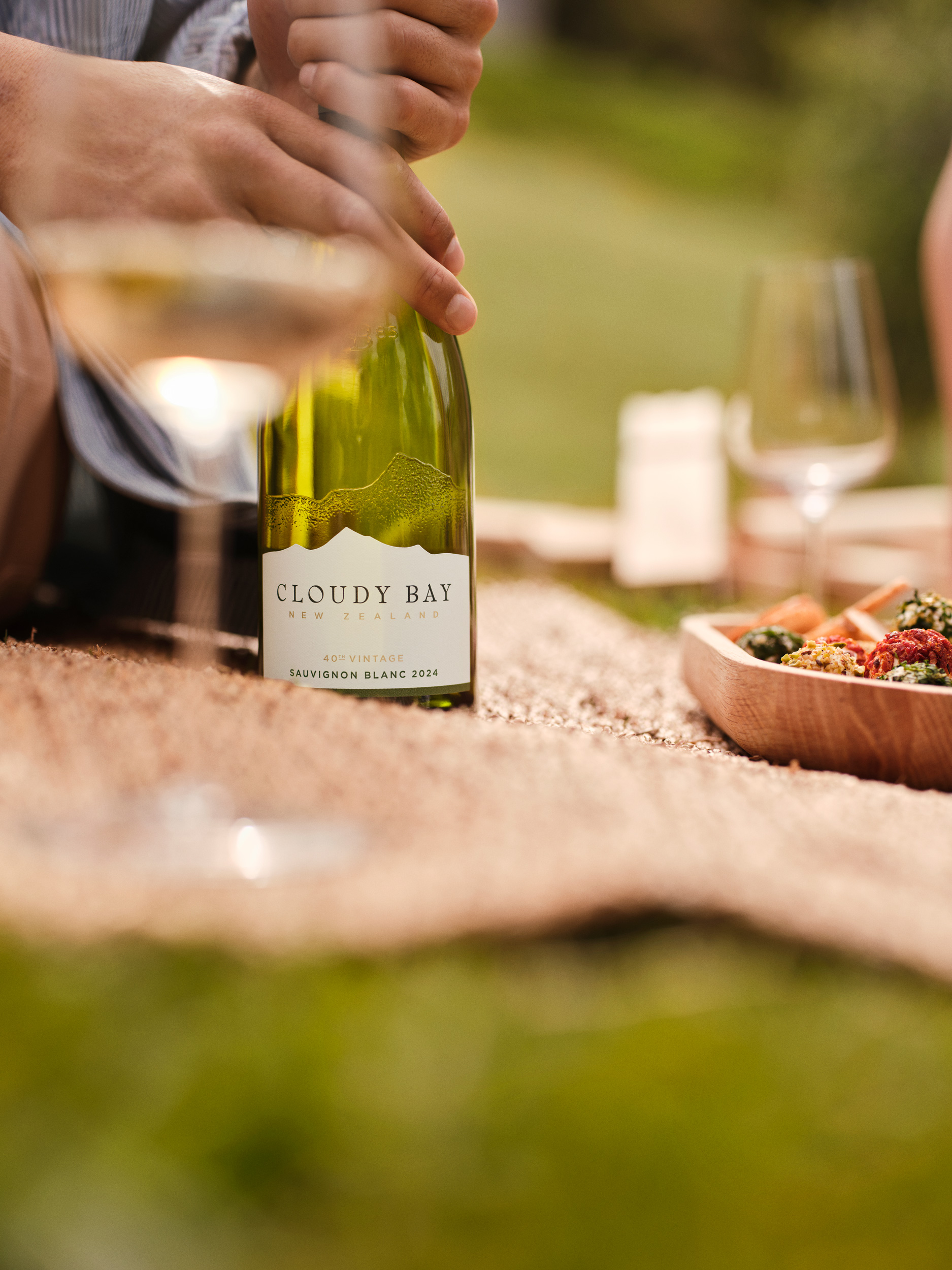 The Collective Force - Cloudy Bay Best Served Together