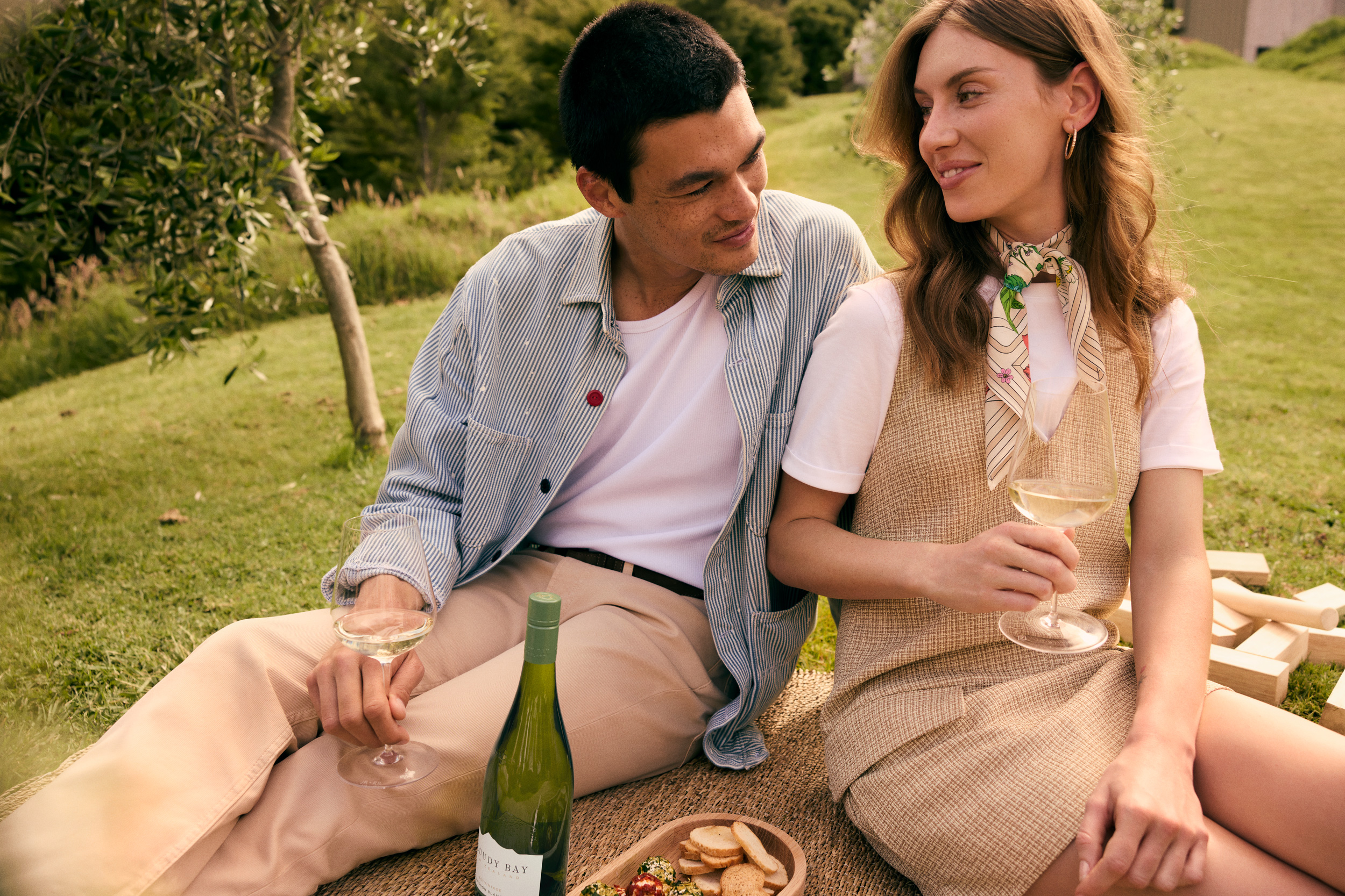 The Collective Force - Cloudy Bay Best Served Together