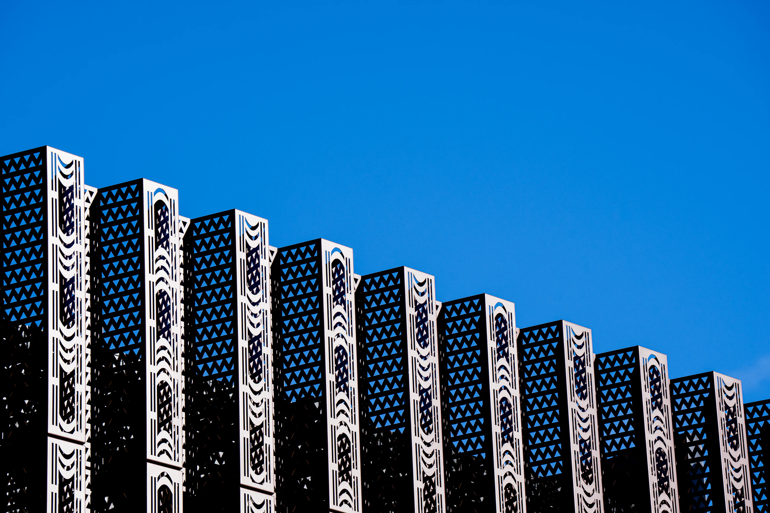 The Collective Force - DHC