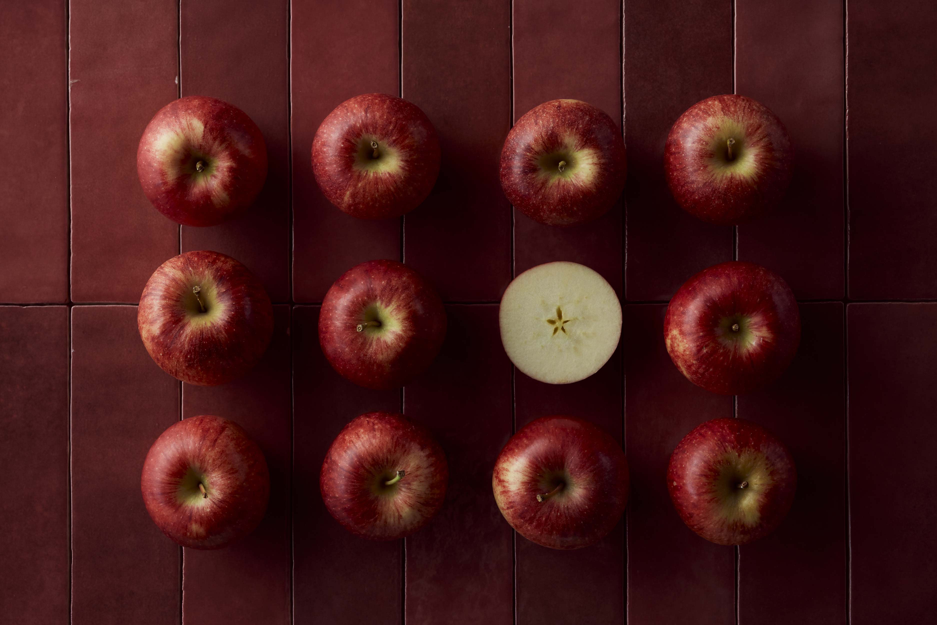 The Collective Force - Envy Apples