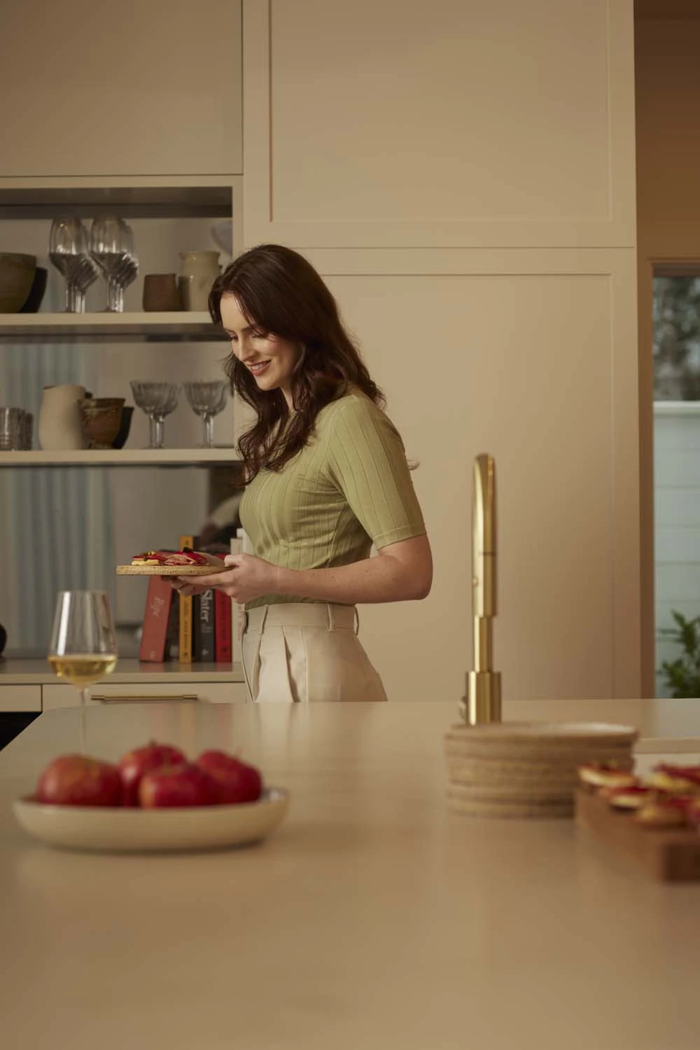 The Collective Force - Envy Apples