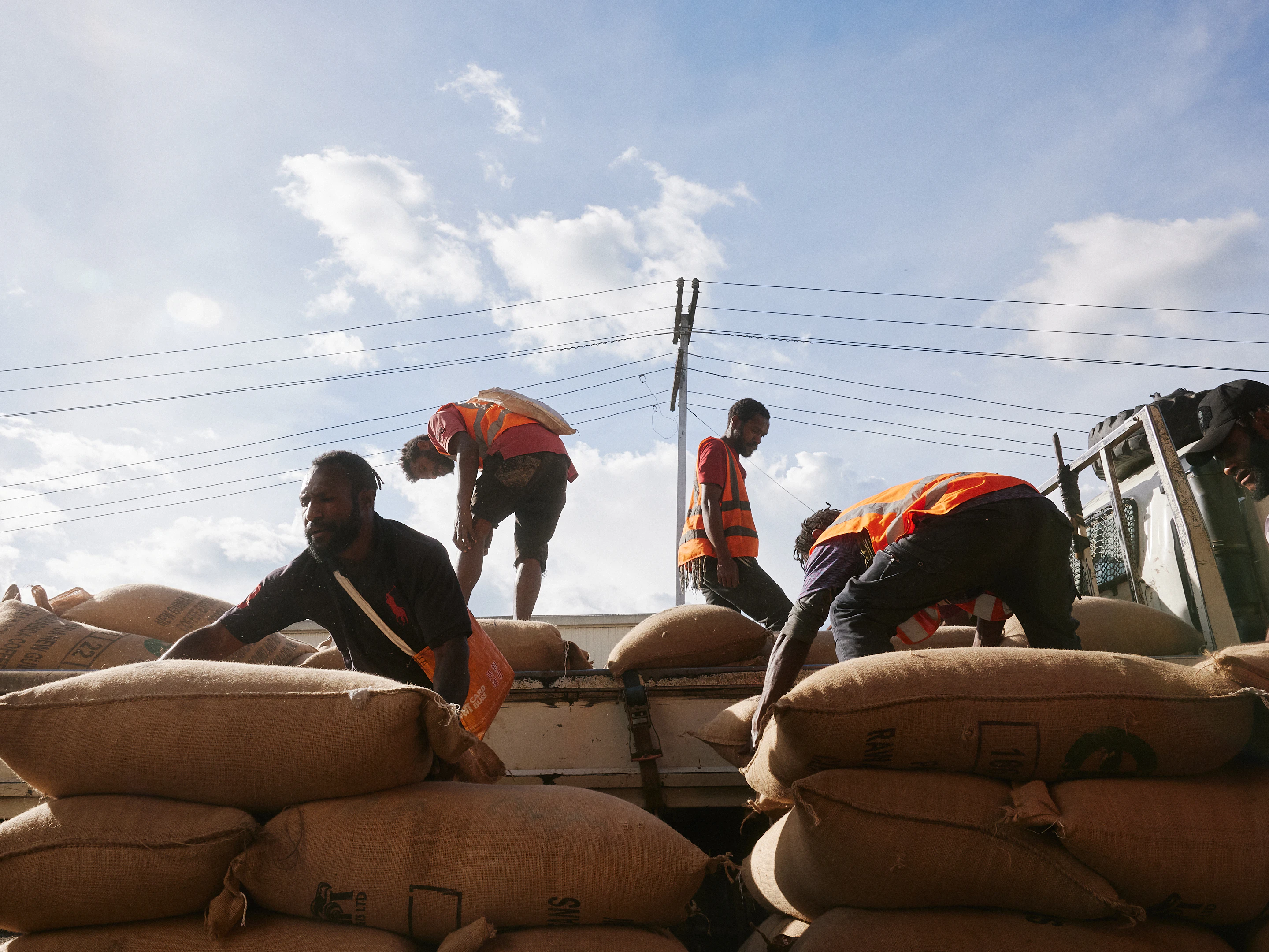 The Collective Force - Fairtrade | Papua New Guinea