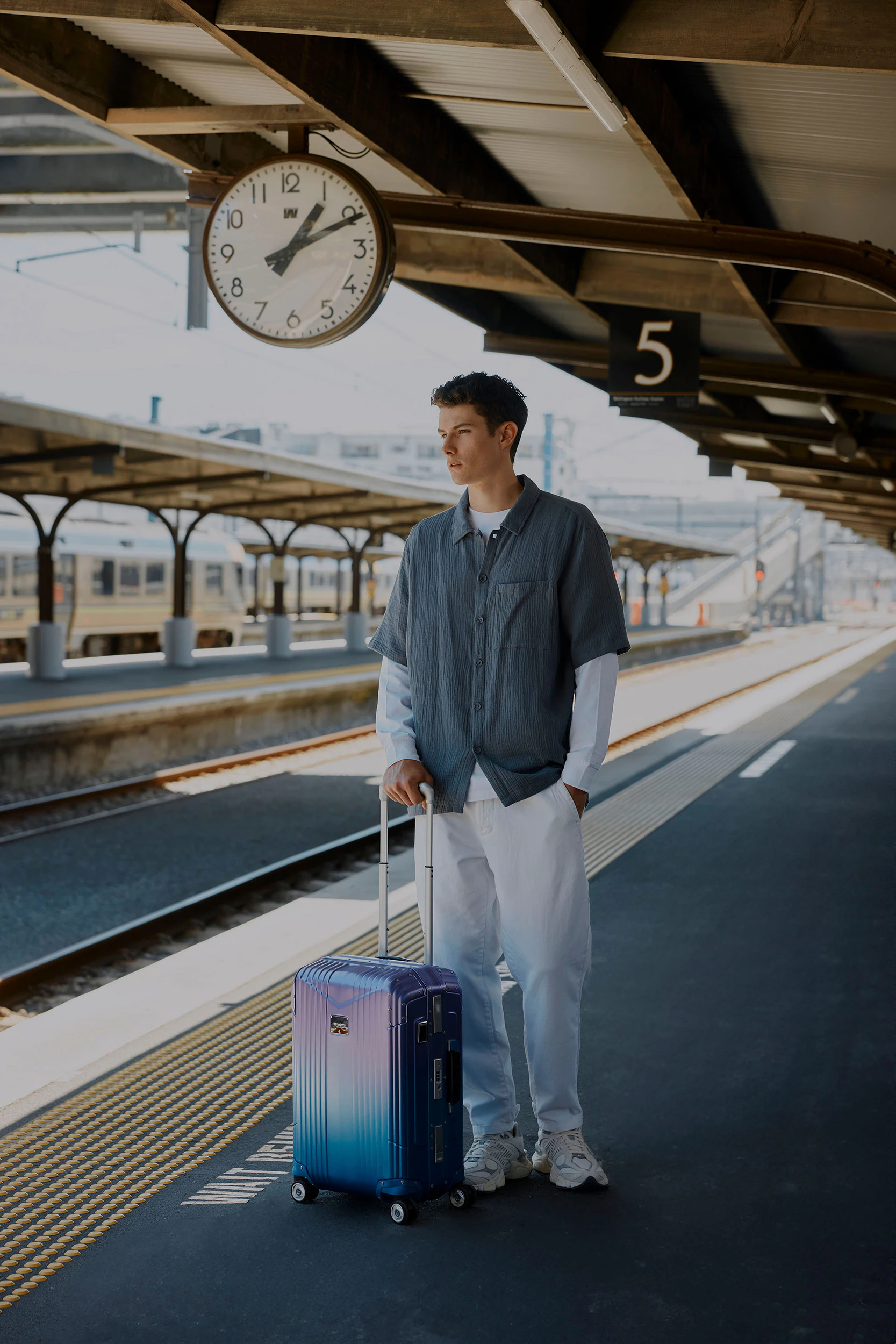 The Collective Force - Samsonite FW23