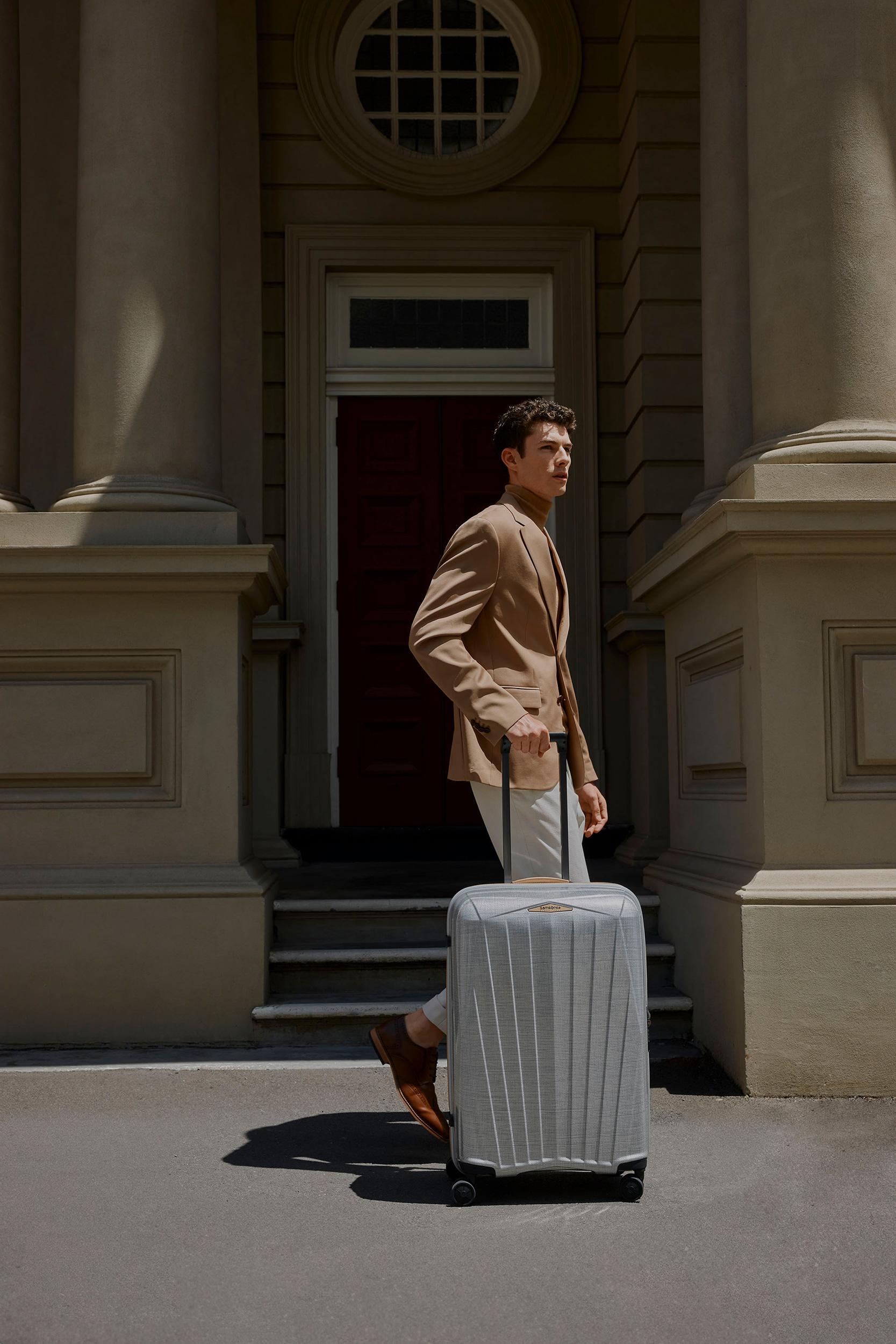 The Collective Force - Samsonite FW23