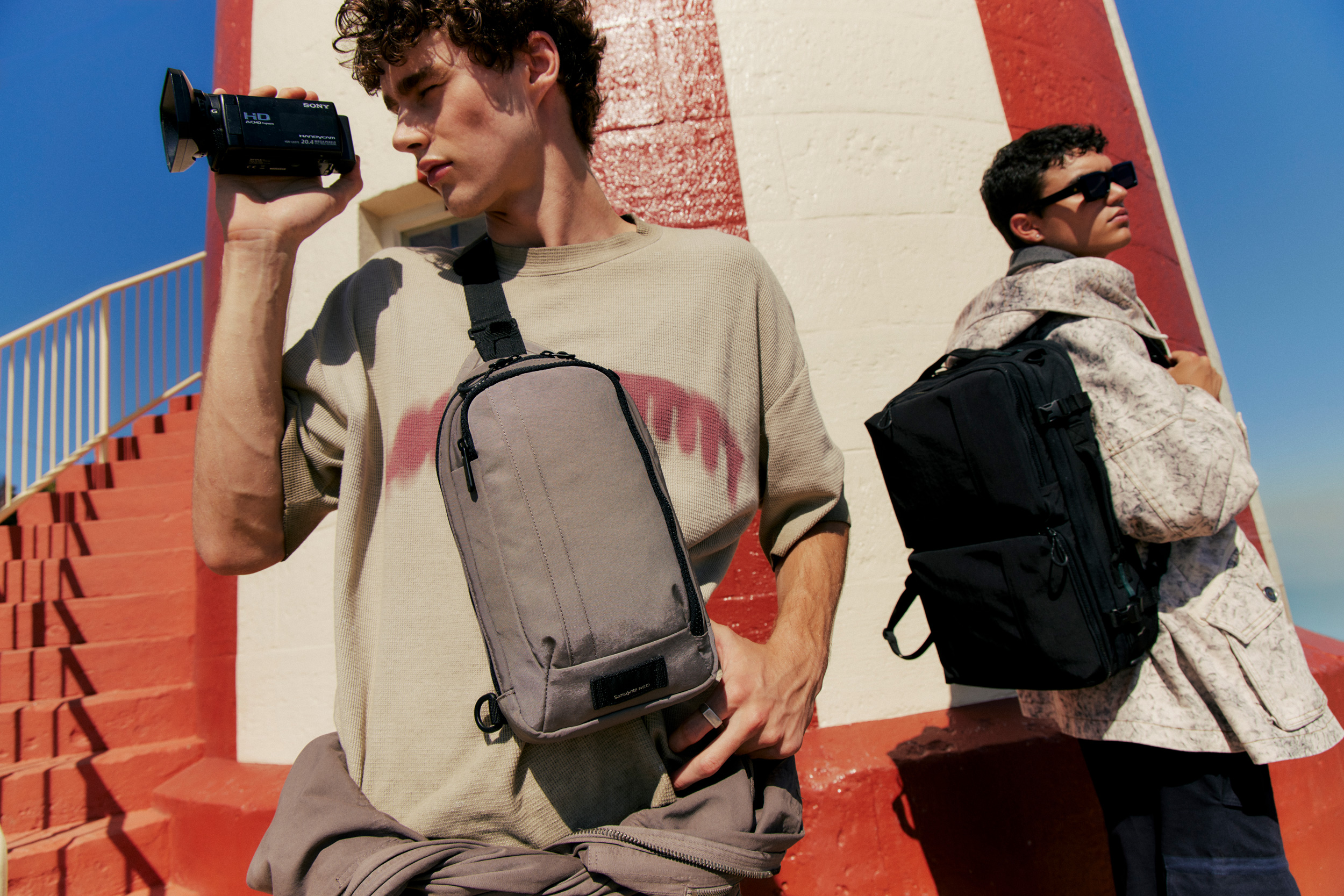 The Collective Force - Samsonite Red