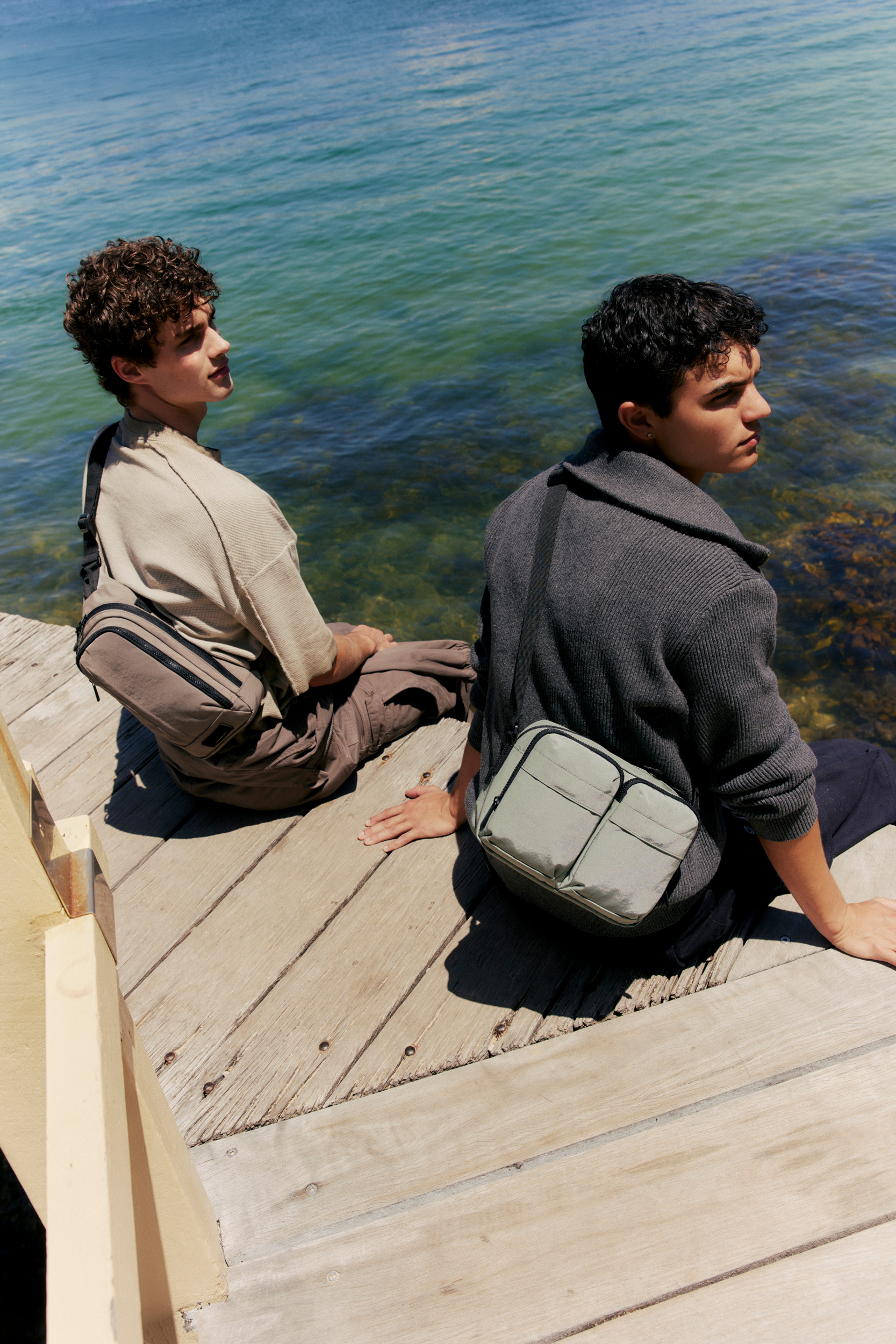 The Collective Force - Samsonite Red