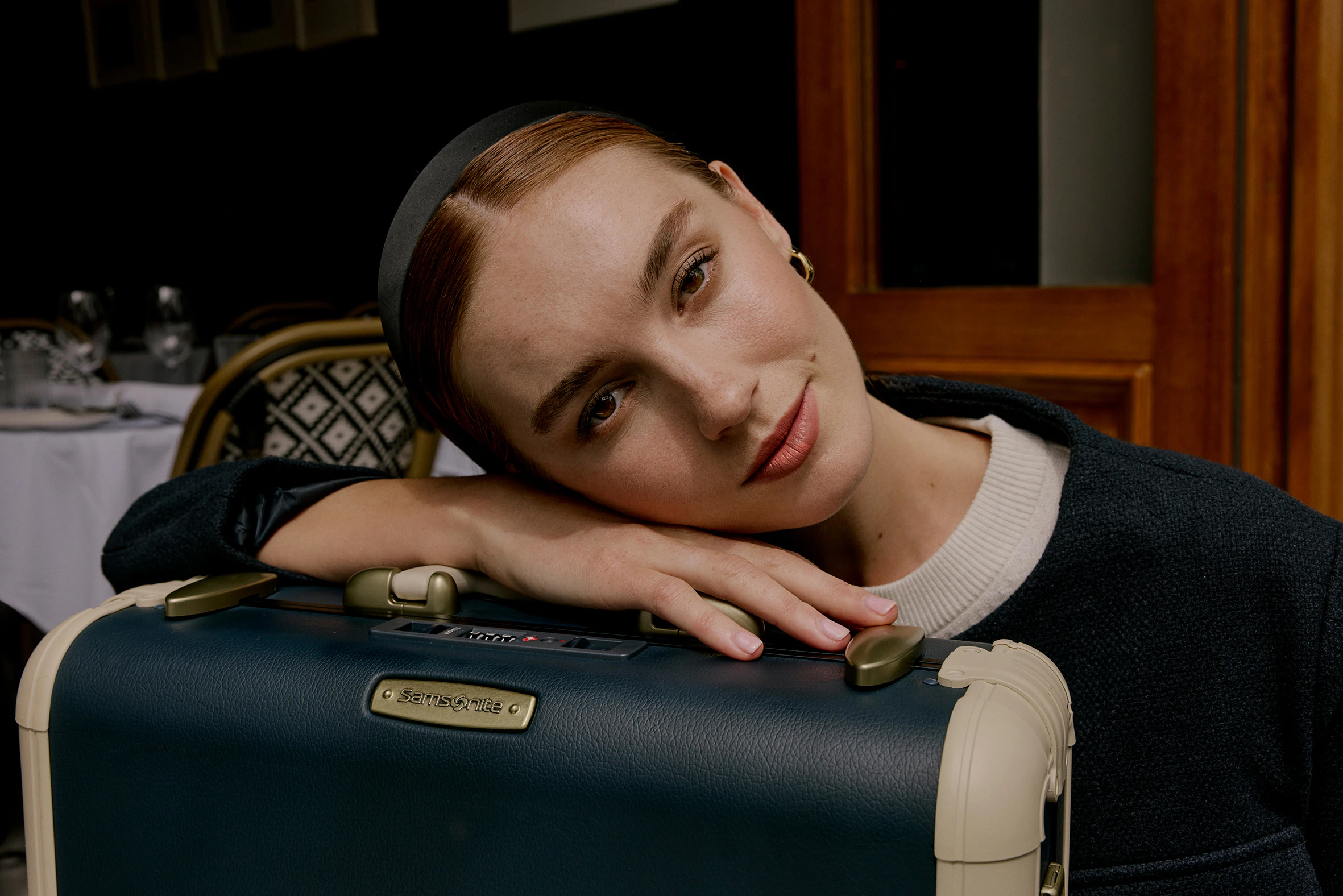 The Collective Force - Samsonite Streamlite